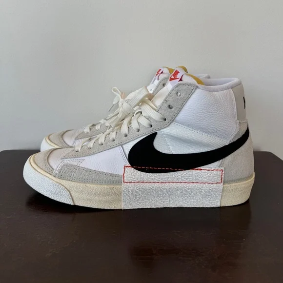 Nike Blazer Mid 77 Pro Club - Picture 2 of 11